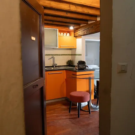 & Lovely Appartement